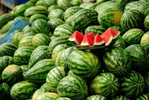 栗园小区吃瓜,吃瓜群众的热闹日常