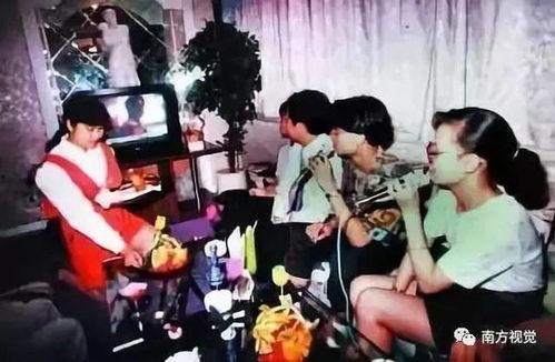 年轻人ktv吃瓜,揭秘K歌文化新潮流